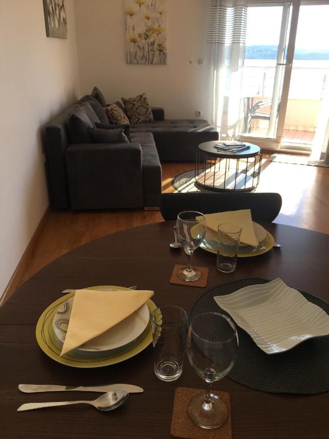 Apartman Lucia Trogir Eksteriør billede