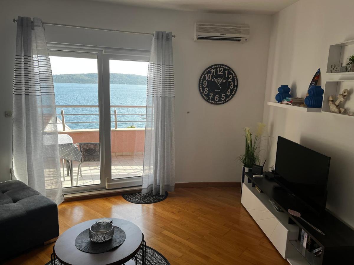 Apartman Lucia Trogir Eksteriør billede